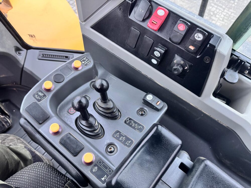 Caterpillar 966M XE Wheelloader Lamers Machinery (9)