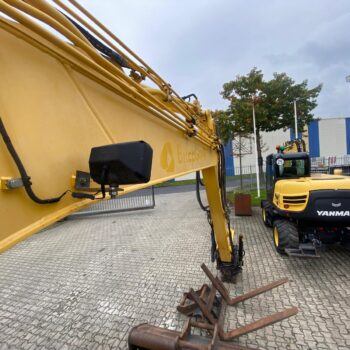 Komatsu PC138 Crawled Excavator Lamers Machinery (49)