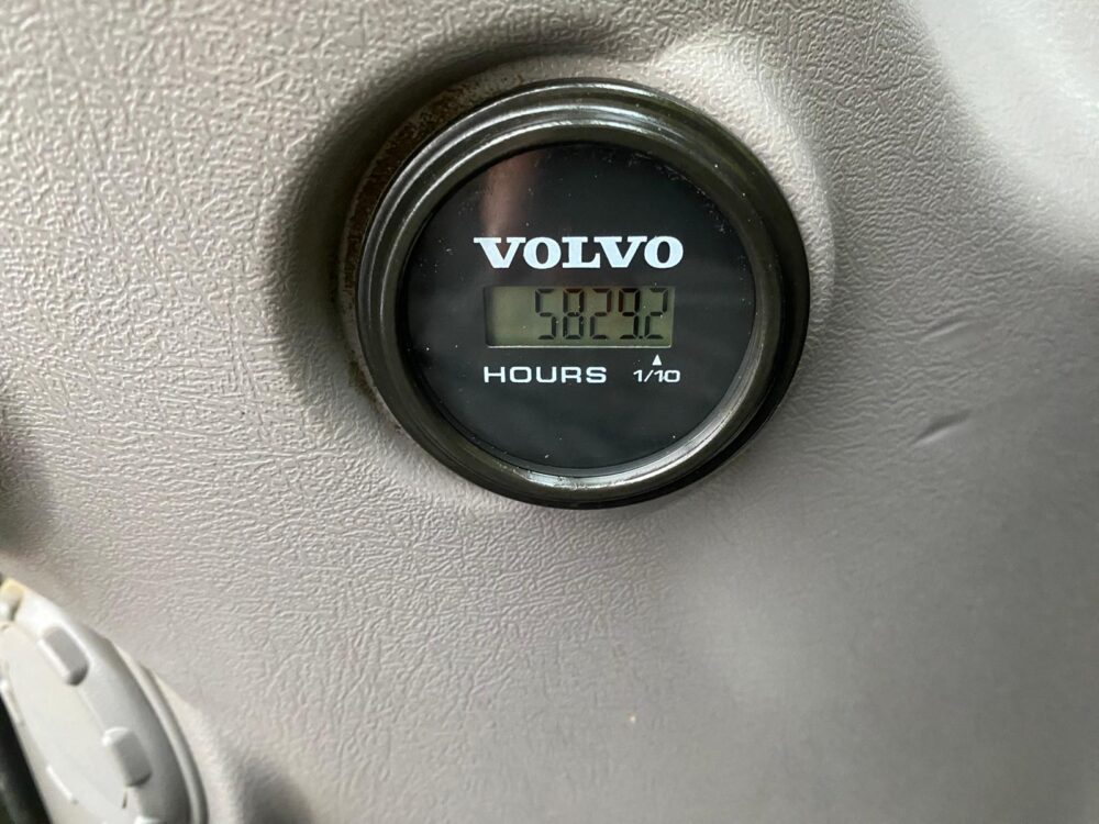 Volvo EC300 ELN Crawled Excavator Lamers Machinery (13)