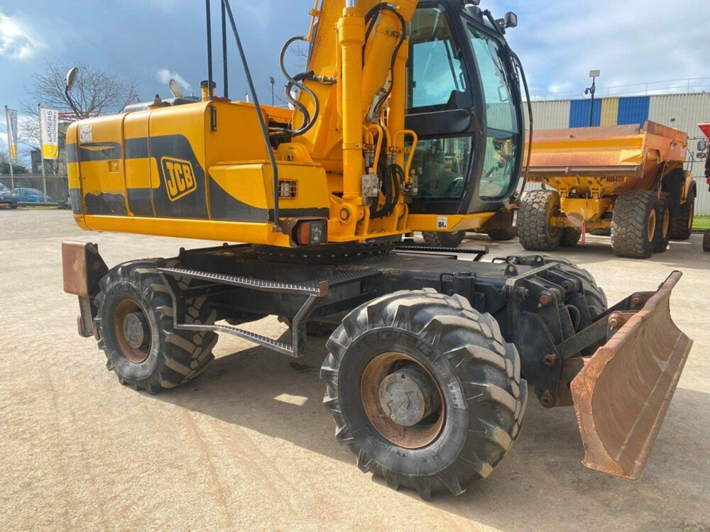 jcb-js160w-mobiele-graafmachine