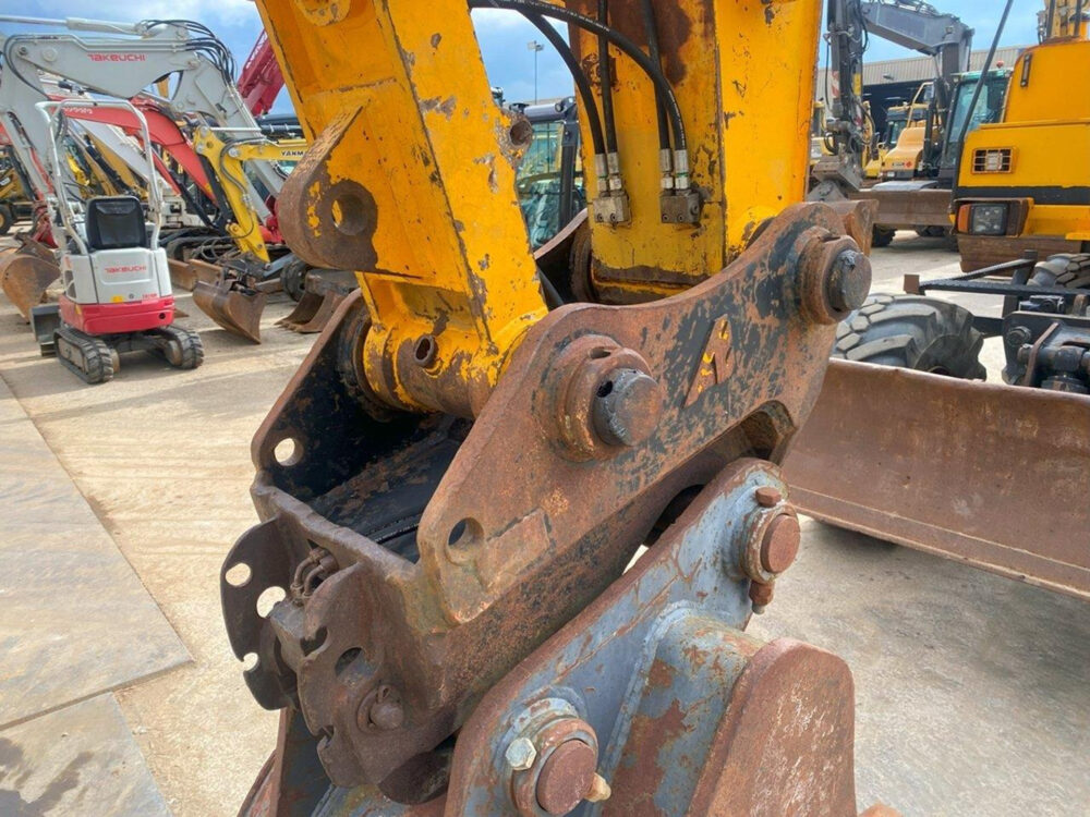 jcb-js160w-mobiele-graafmachine