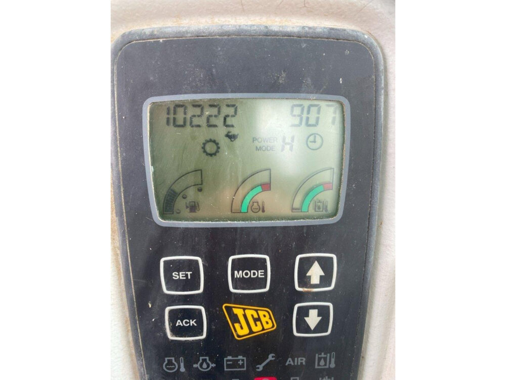 jcb-js160w-mobiele-graafmachine