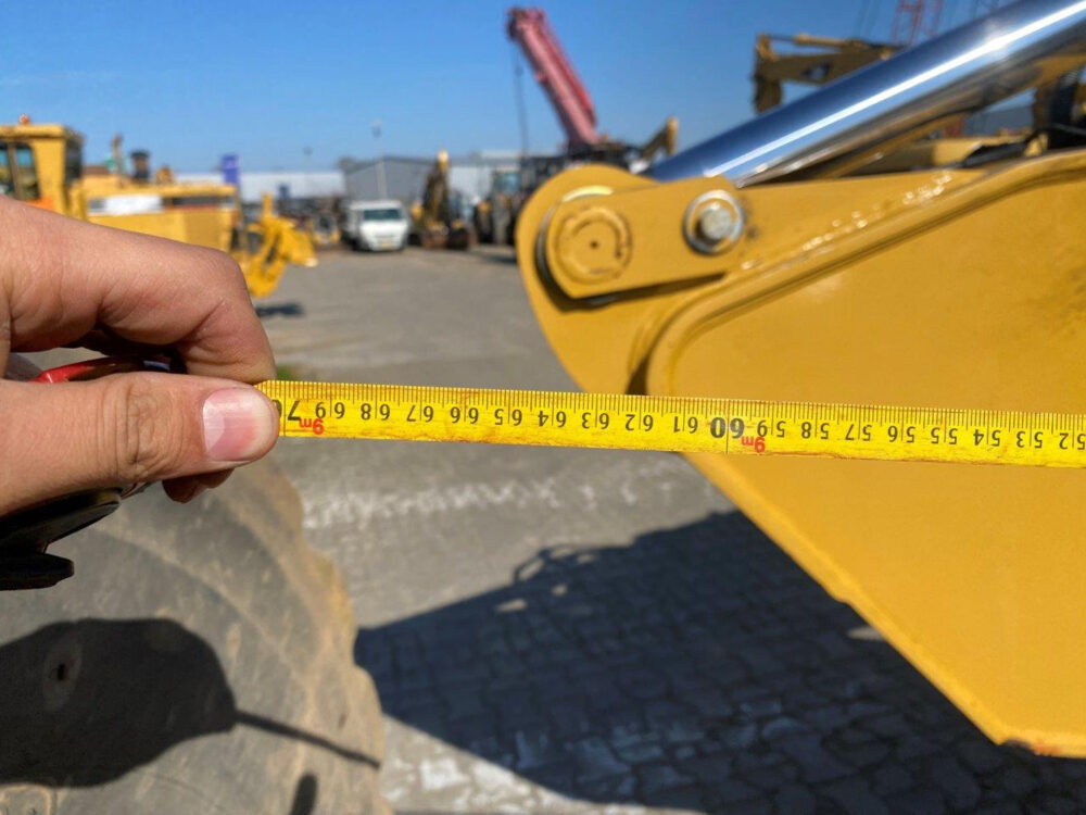 Caterpillar 320 EL rupsgraafmachine