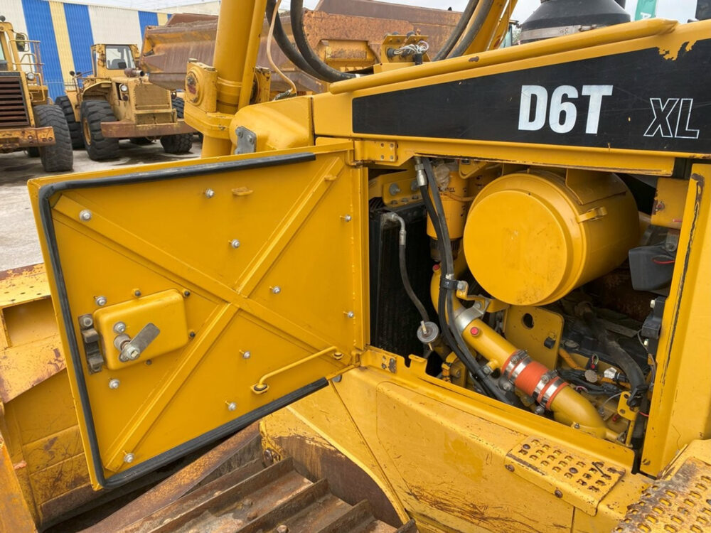 Caterpillar D6T XL rupsdozer