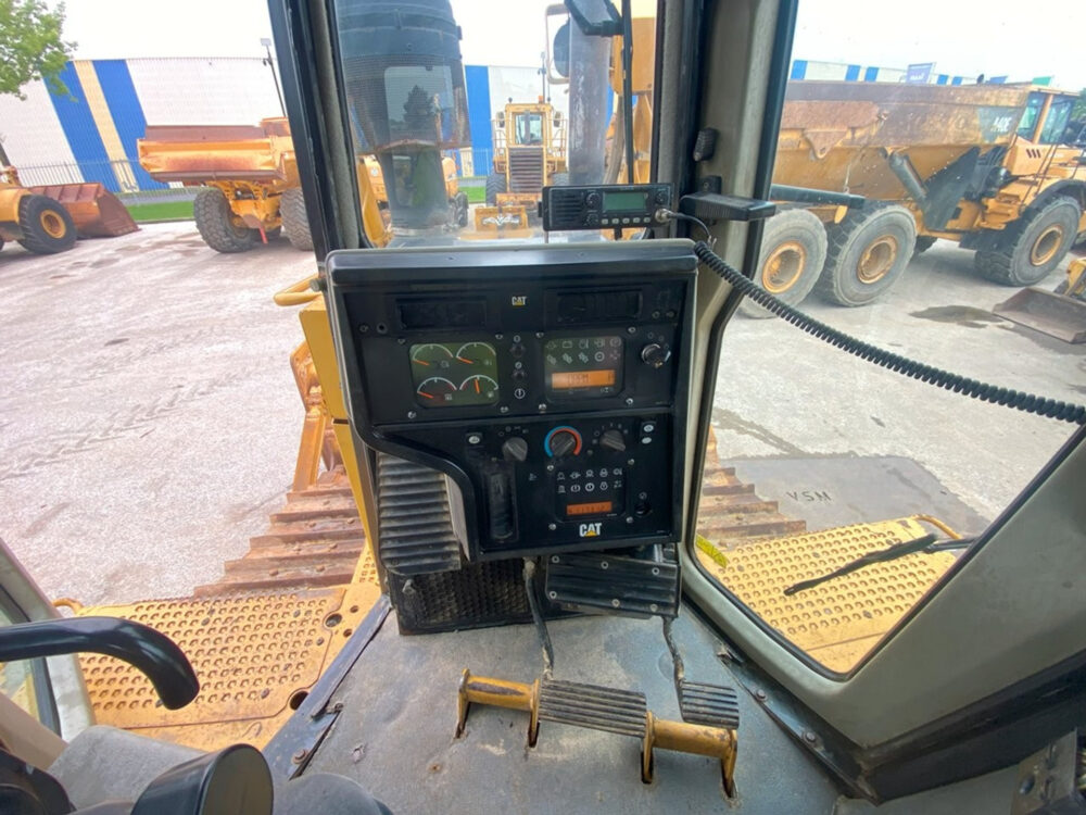 Caterpillar D6T XL rupsdozer