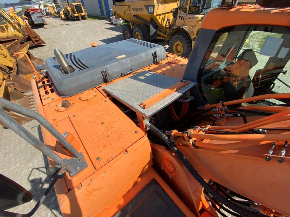 Doosan DX 255 LC rupsgraafmachine