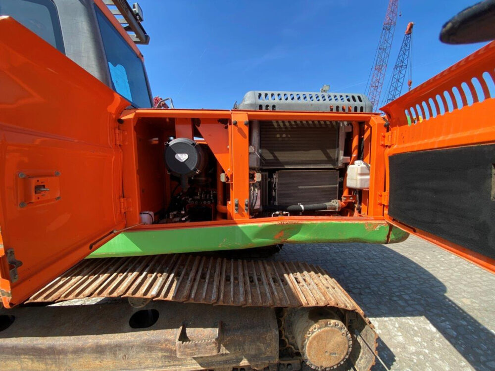 Doosan DX 255 LC rupsgraafmachine