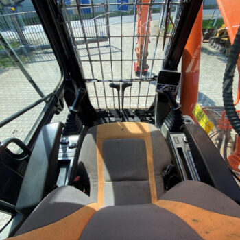 Doosan DX 255 LC rupsgraafmachine