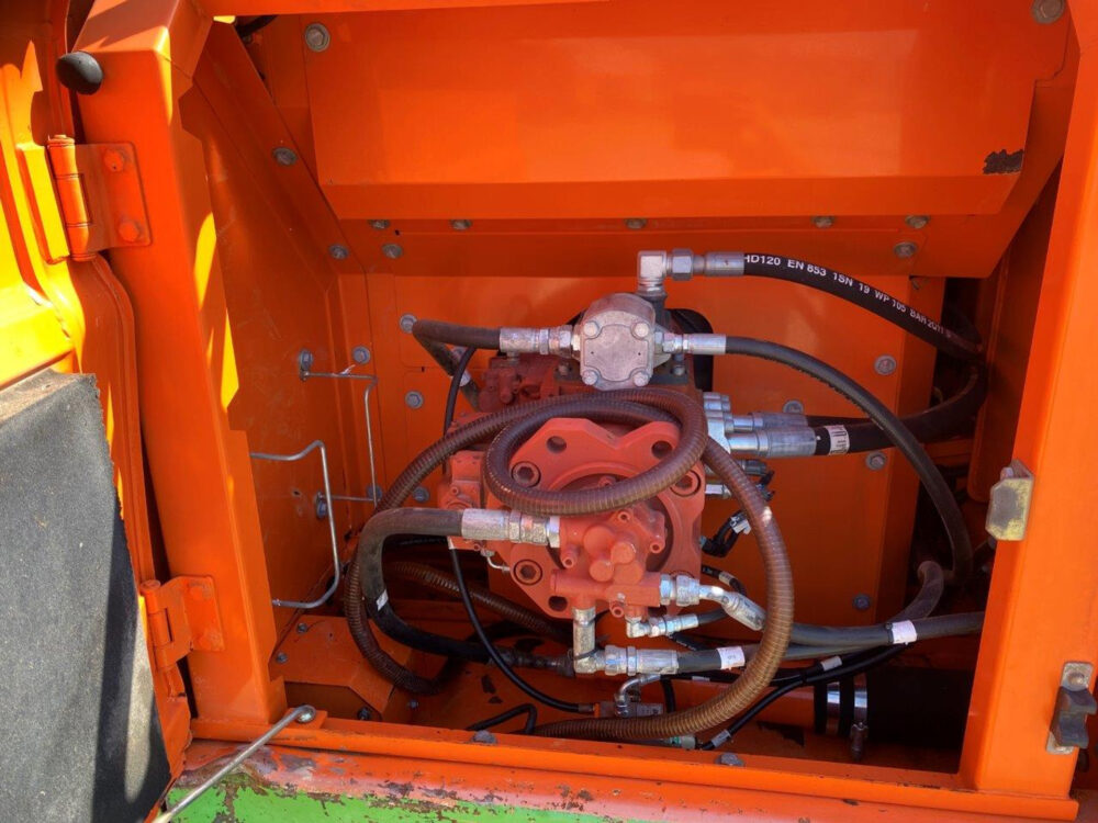 Doosan DX 255 LC rupsgraafmachine
