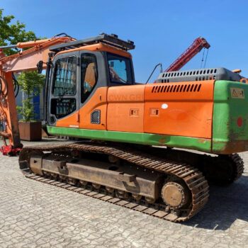 Doosan DX 255 LC rupsgraafmachine