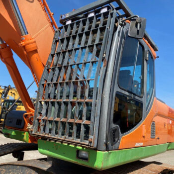 Doosan DX 255 LC rupsgraafmachine