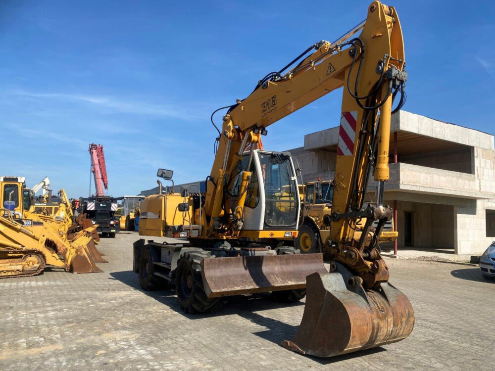 Liebherr A316 mobiele graafmachine