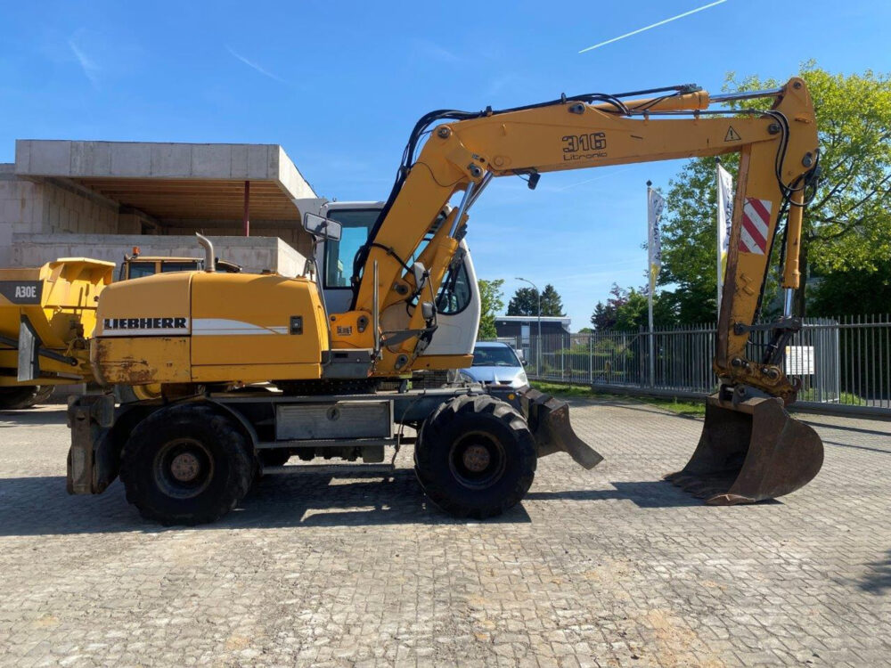 Liebherr A316 mobiele graafmachine