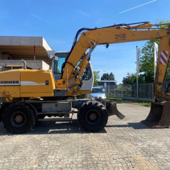 Liebherr A316 mobiele graafmachine