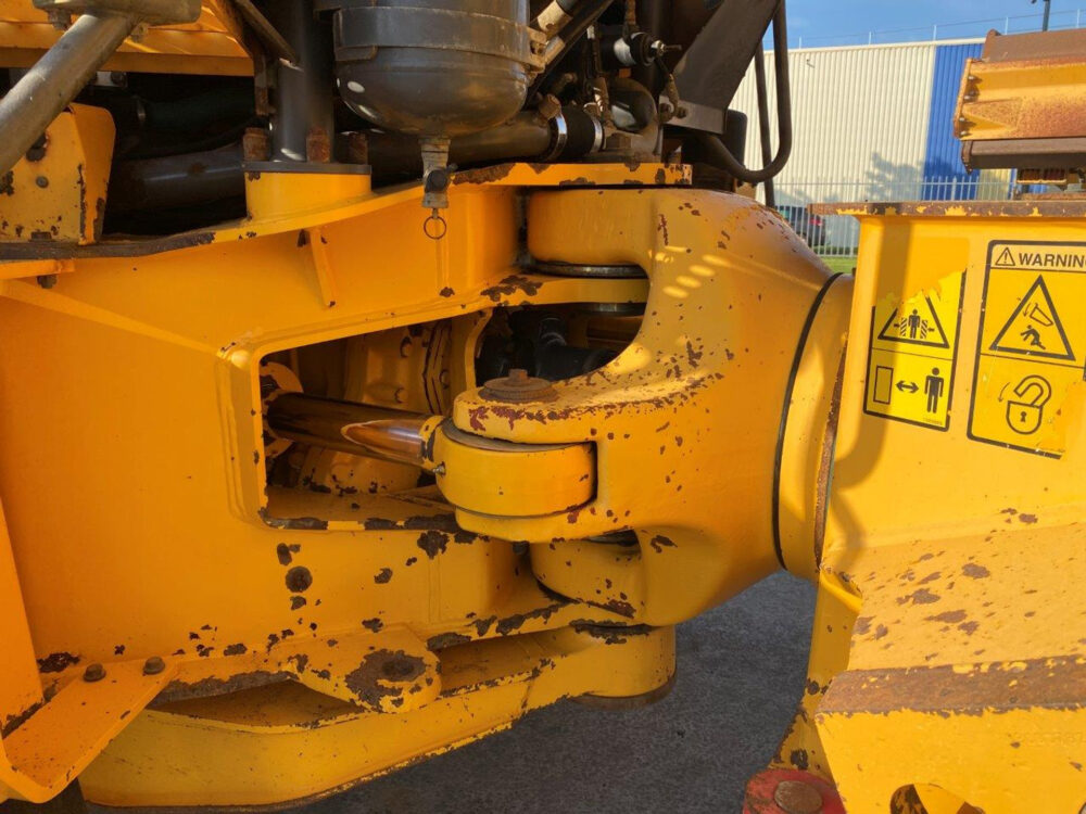 Volvo A40E 6×6 dumper
