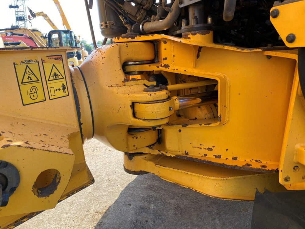 Volvo A40E 6×6 dumper