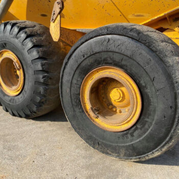 Volvo A40E 6×6 dumper
