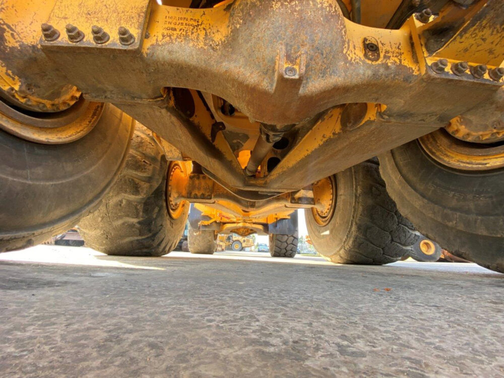Volvo A40E 6×6 dumper