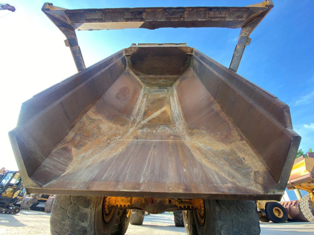 Volvo A40E 6×6 dumper