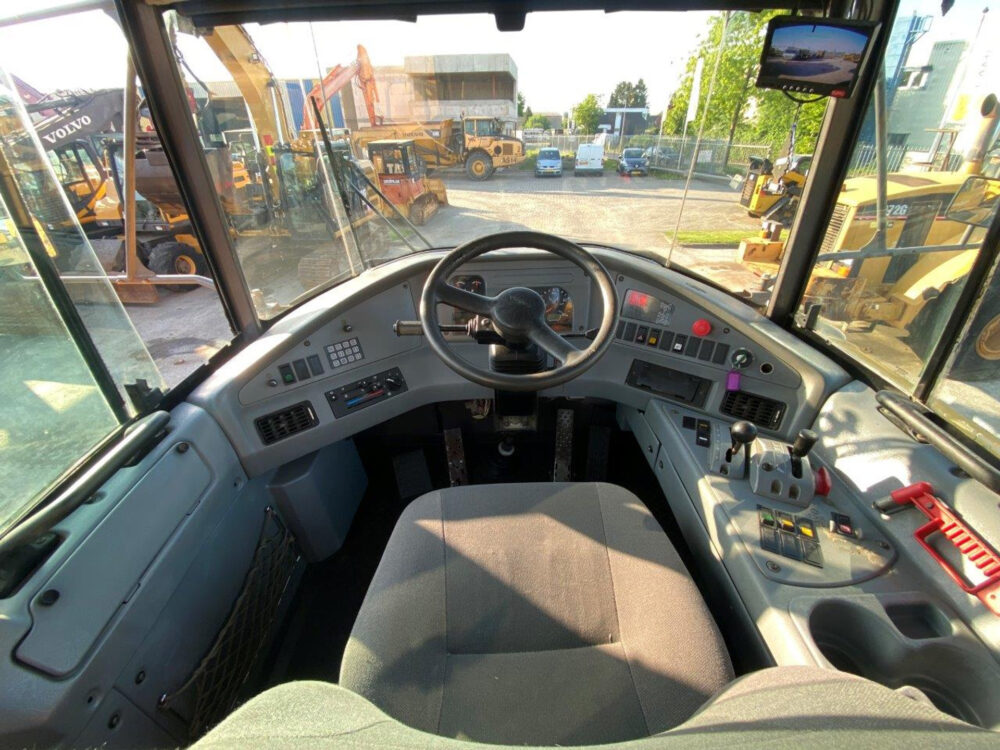 Volvo A40E 6×6 dumper