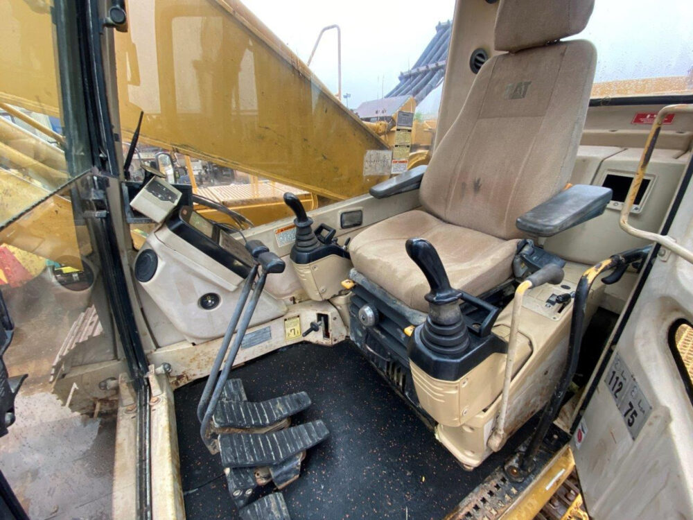 Caterpillar 350 L rupsgraafmachine