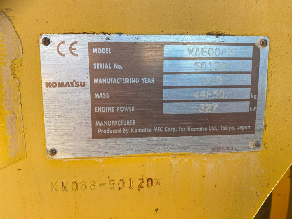 Komatsu WA 600-3 wiellader