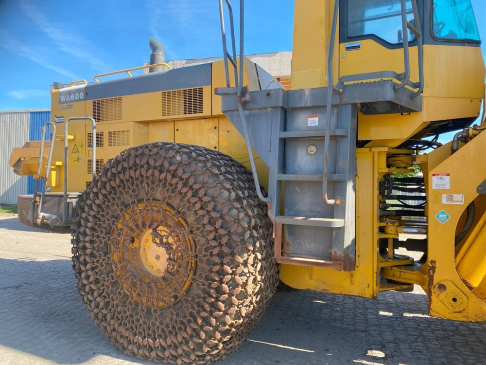 Komatsu WA 600-3 wiellader