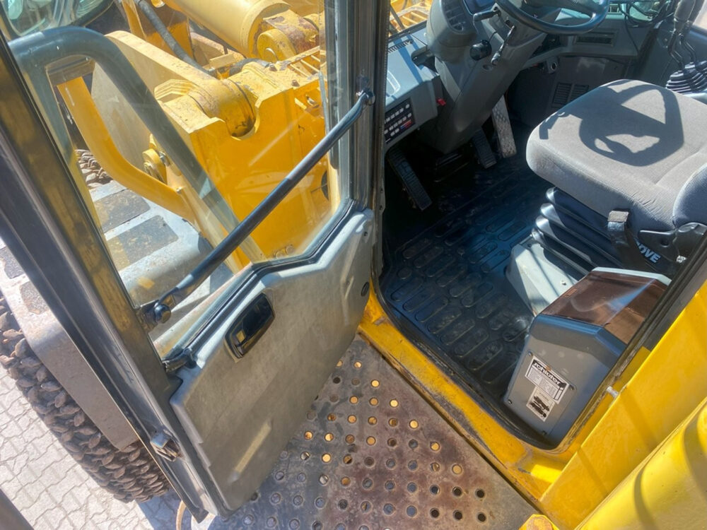Komatsu WA 600-3 wiellader