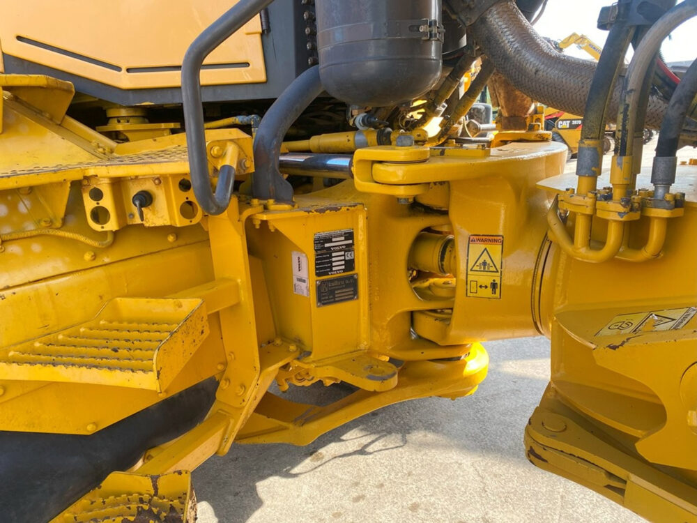 Volvo A30E 6×6 knikdumper