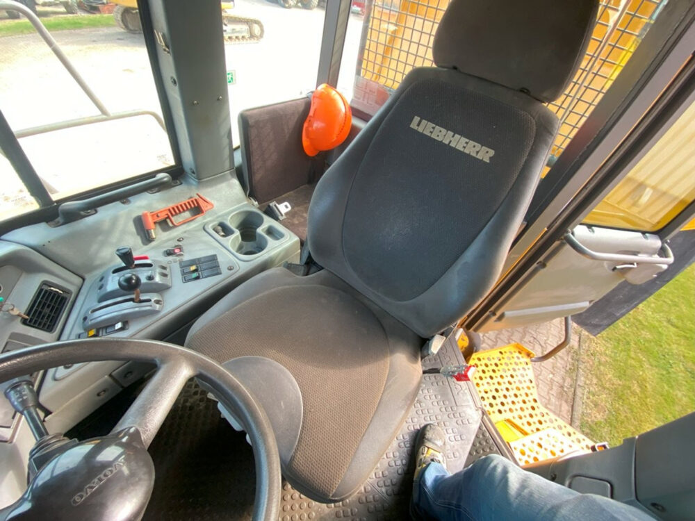 Volvo A30E 6×6 knikdumper