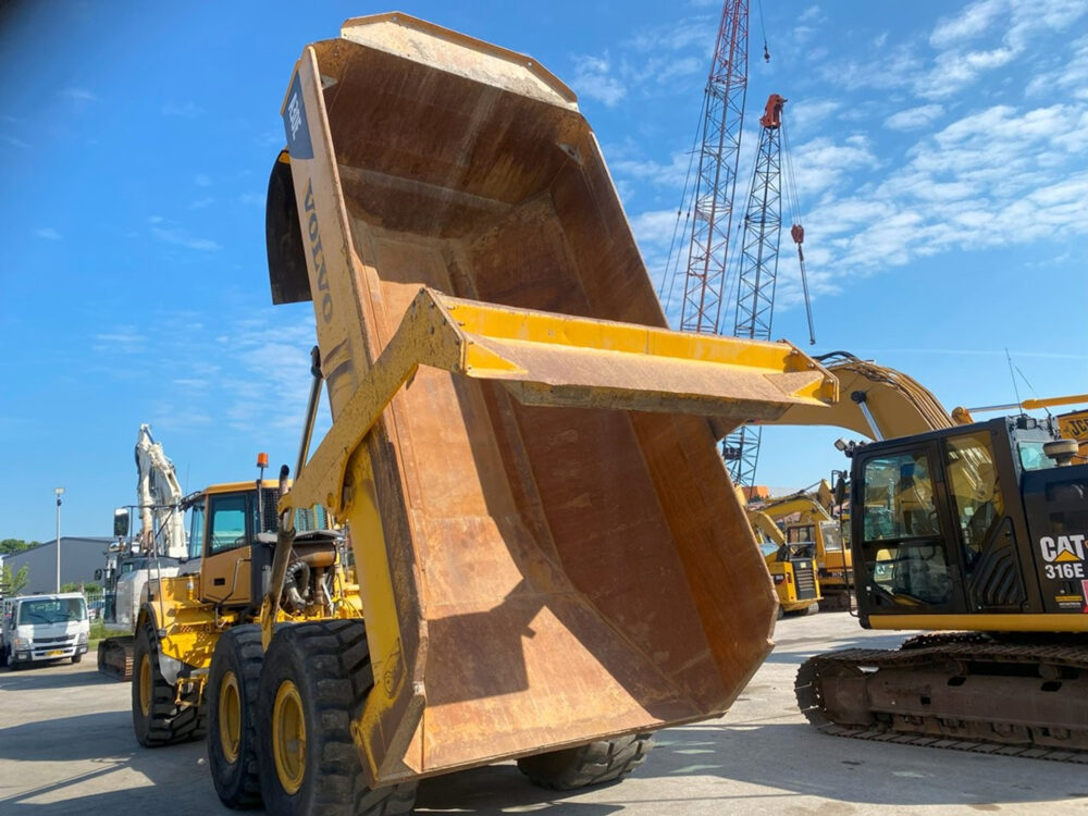 Volvo A30E 6×6 knikdumper