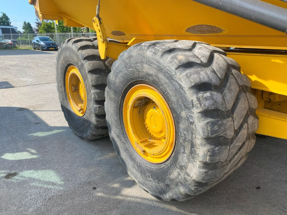 Volvo A30E 6×6 knikdumper