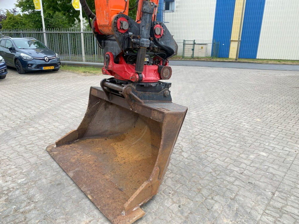 Hitachi ZX170W-6 mobiele graafmachine