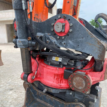 Hitachi ZX170W-6 mobiele graafmachine