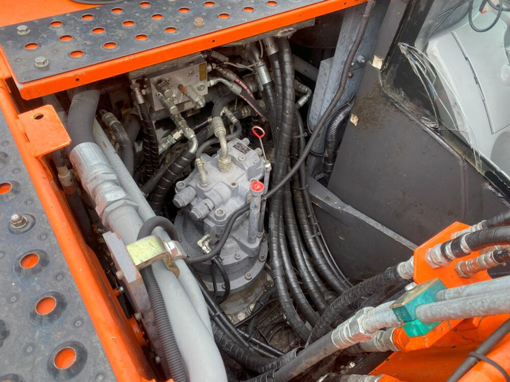 Hitachi ZX170W-6 mobiele graafmachine
