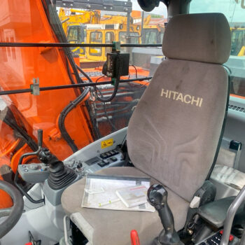 Hitachi ZX170W-6 mobiele graafmachine