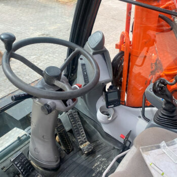 Hitachi ZX170W-6 mobiele graafmachine