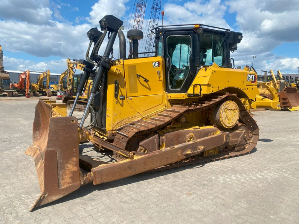 Caterpillar D6 XL next gen bulldozer
