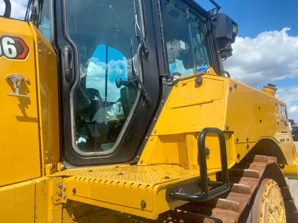 Caterpillar D6 XL next gen bulldozer