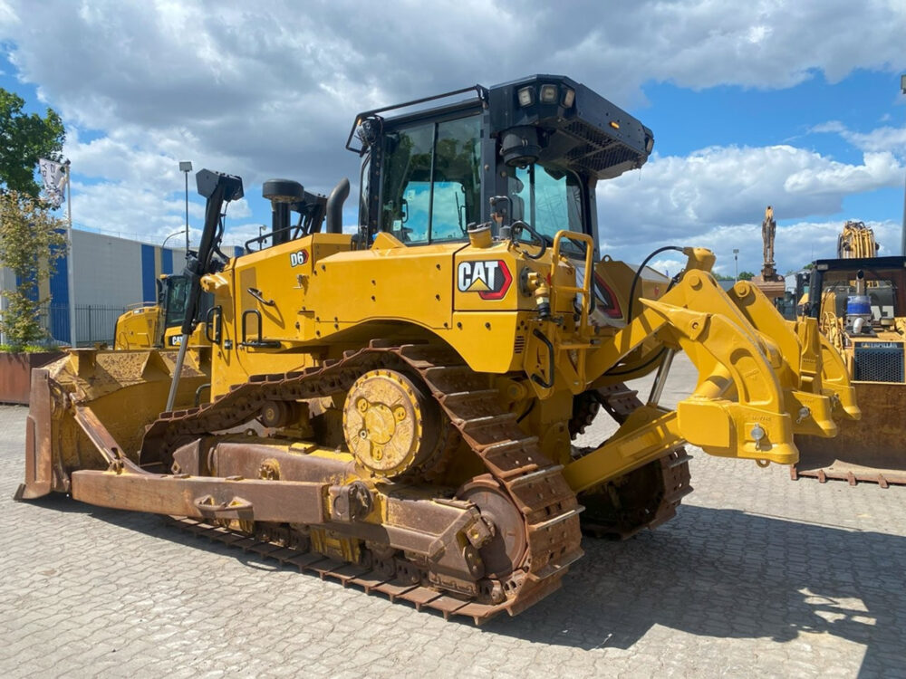 Caterpillar D6 XL next gen bulldozer