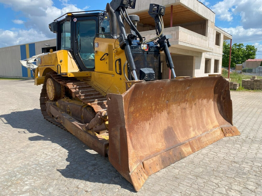Caterpillar D6 XL next gen bulldozer