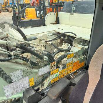 Caterpillar 324 E rupsgraafmachine