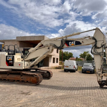 Caterpillar 324 E rupsgraafmachine