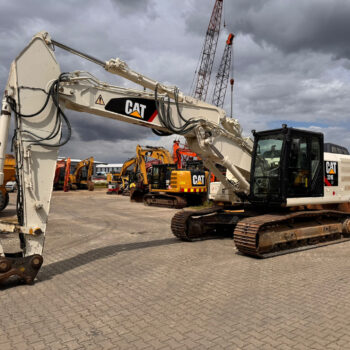 Caterpillar 324 E rupsgraafmachine