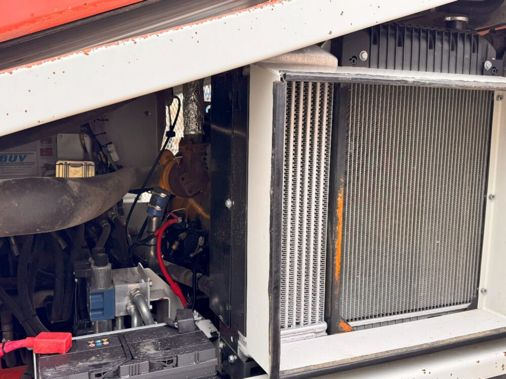 Sandvik QA331 rupsmobiele zeef
