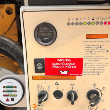Sandvik QA331 rupsmobiele zeef