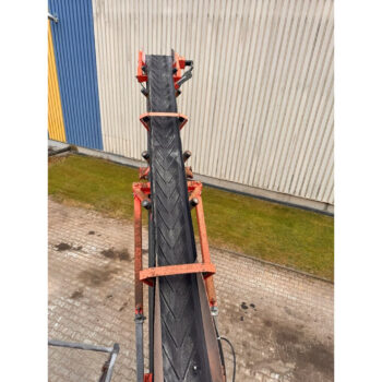 Sandvik QA331 rupsmobiele zeef