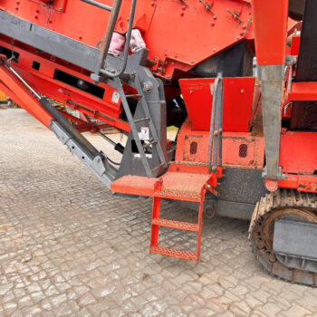 Sandvik QA331 rupsmobiele zeef