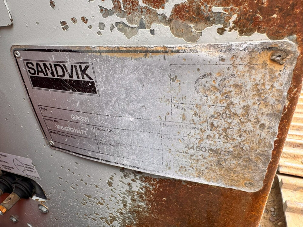 Sandvik QA331 rupsmobiele zeef
