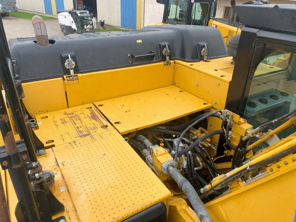 Caterpillar 329 ELN rupsgraafmachine